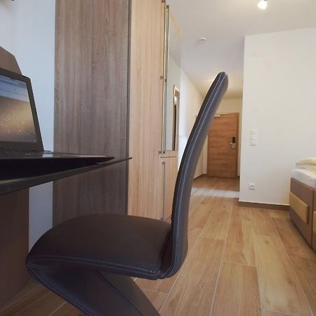 Aparthotel Donaustern アスバッハ・ボイメンハイム エクステリア 写真