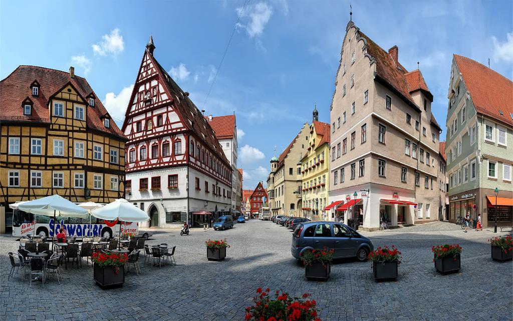 Aparthotel Donaustern アスバッハ・ボイメンハイム エクステリア 写真